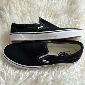 VANS, slip on, black, sz 10.5, BRAND NEW EXCELLENT CONDITION